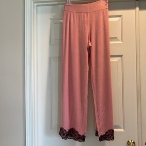 SOMA PAJAMA  LOUNGING PANTS